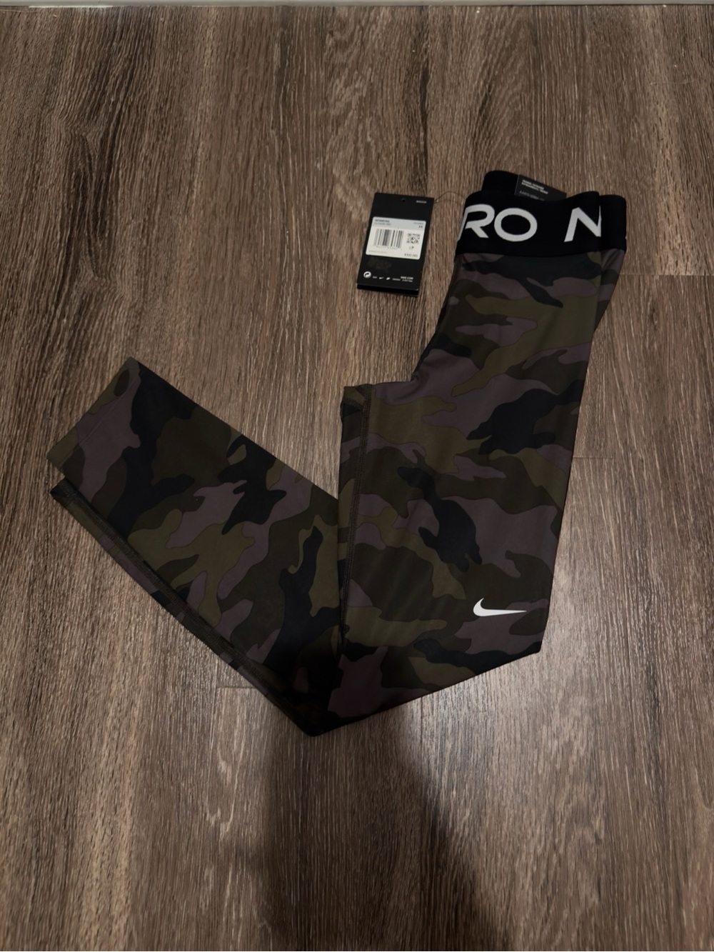 Nike camo leggings